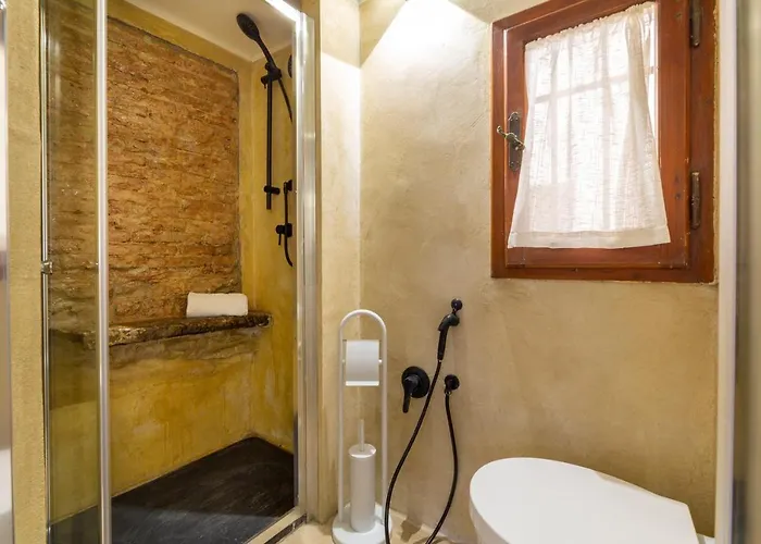 La Noce Quiet Place Next To Lively San Lorenzo *